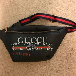 gucci like fanny pack, large sized